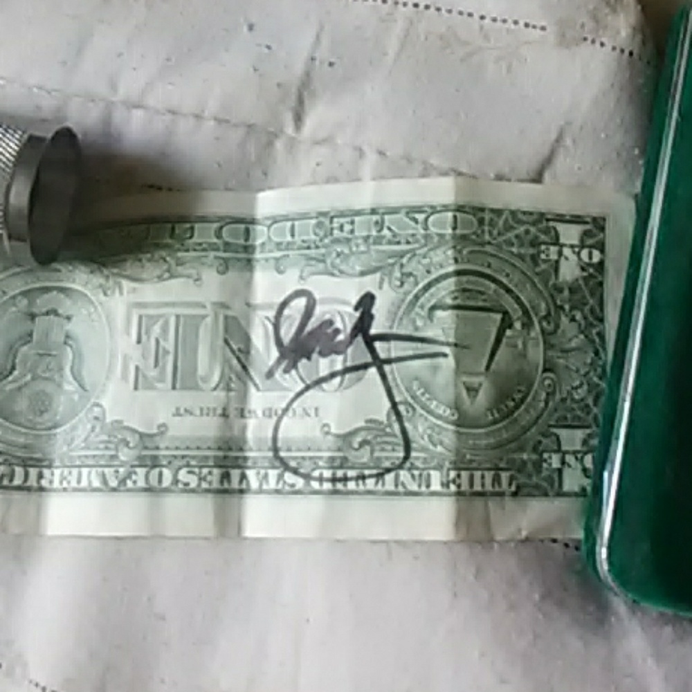Autograph